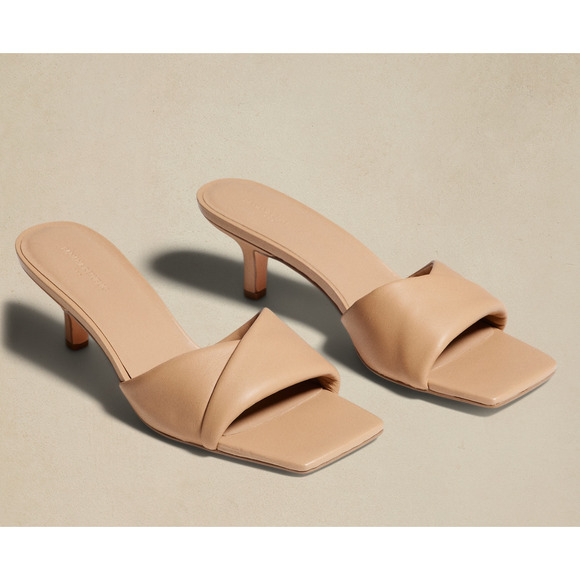 Banana Republic Square Toe Kitten Heel Sandal Size 10 - Picture 1 of 7